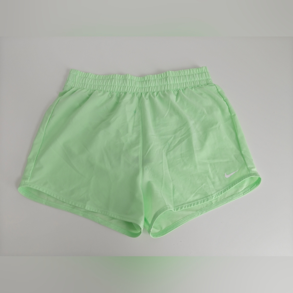 Nike OneBig Kids' (Girls') Dri-FIT High-Waisted Woven Training Shorts Size XL